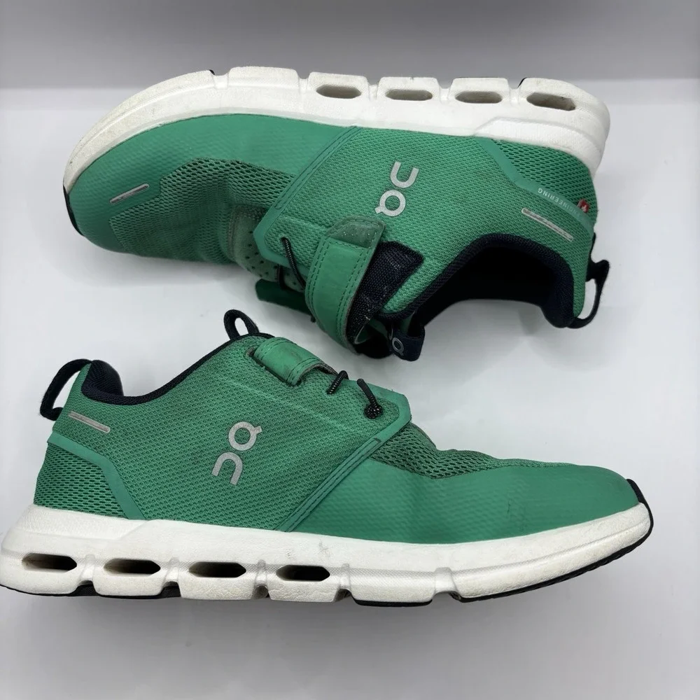 On Kids Cloud Play Mint Green Running Shoes 3KD11431337 Size US K2.5 EU 34